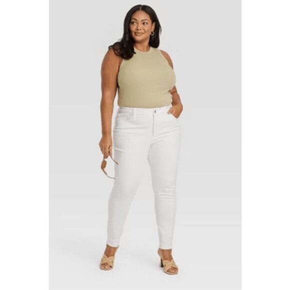 Ava & Viv NWT size 20R white stretch skinny jeans mid-rise, plus size - Picture 2 of 3